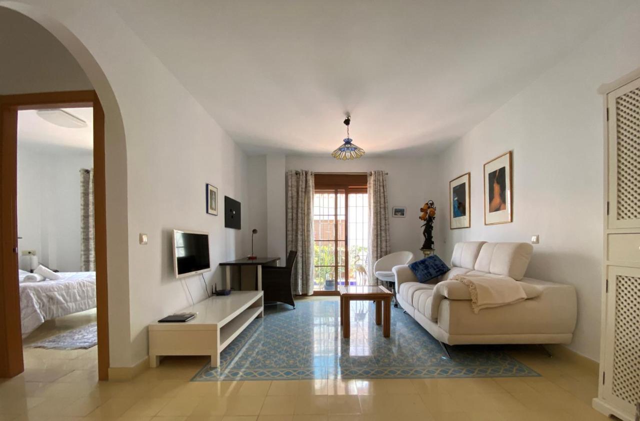 Club Costa Nerja Apartment Exterior photo